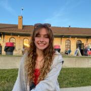 WCC Roommates Megan Zapfe Seeks Washtenaw Community College Students in Ann Arbor, MI
