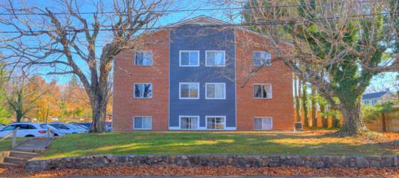 VA Tech Housing 313/315 Clay St for Virginia Tech Students in Blacksburg, VA