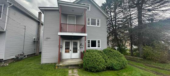 King's Housing 2 bedroom with W/D in a prime location for King's College Students in Wilkes Barre, PA