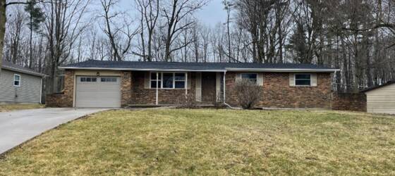 Concordia Theological Seminary Housing Charming 3 bed 1.5 bath ranch close to everything for Concordia Theological Seminary Students in Fort Wayne, IN