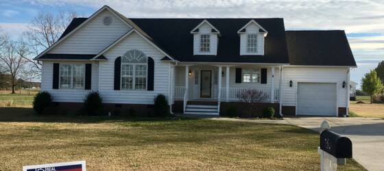 Wilson Community College  Housing Pretty And Private Princeton Ranch, Available now! for Wilson Community College  Students in Wilson, NC