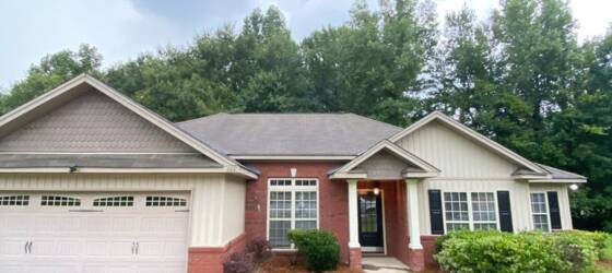 Tuskegee Housing 3Bed/2Bath Available! for Tuskegee University Students in Tuskegee, AL