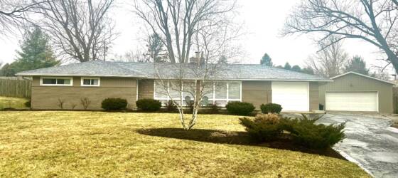 Wilmington Housing *4 Bed 2 Bath House in Dayton* for Wilmington Students in Wilmington, OH