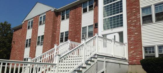 Worcester Housing Oversized Two Bedrooms With Heat and Hot Water Included for Worcester Students in Worcester, MA