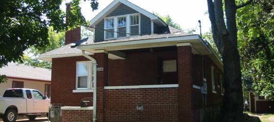 MSU Housing 616 Large House 1 Block from MSU!! for Missouri State University Students in Springfield, MO