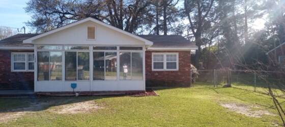 USC Aiken Housing Charming 3 Bed, 1 Bath Home in Augusta - Available 3/15/24 - $1150/mo for University of South Carolina Aiken Students in Aiken, SC