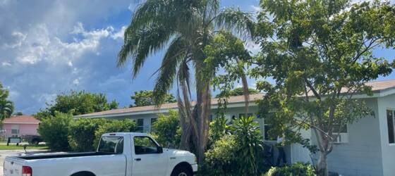 American Advanced Technicians Institute Housing 530 N 62nd Ave, Hollywood FL -  1B/1B APTS!! for American Advanced Technicians Institute Students in Hialeah, FL