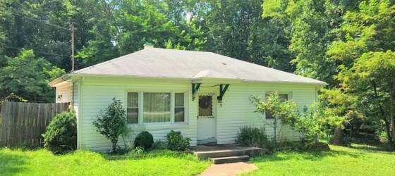 LC Housing 2 Bedroom House in a Great Location for Lynchburg College Students in Lynchburg, VA
