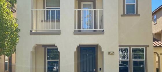 Ventura Housing 3 Bed 3.5 Bath townhome for rent for Ventura Students in Ventura, CA