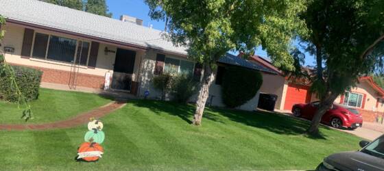 Brown Mackie College-Phoenix Housing Royal Palm for Brown Mackie College-Phoenix Students in Phoenix, AZ
