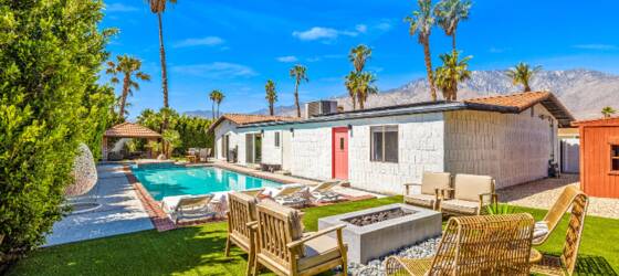 Mayfield College Housing Chic Spanish Palm Springs ~2000 sq feet Pool Home for Mayfield College Students in Cathedral City, CA