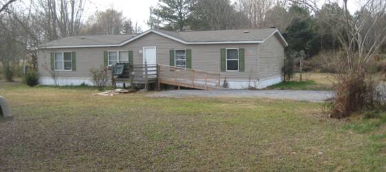 AAMU Housing 124 Angie Drive Double Wide Manufactured Home for Alabama A & M University Students in Normal, AL