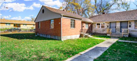 Middletown Housing ** Coming Soon** Currently being remodeled****Check out this recently remodeled 2 bedroom quadplex! for Middletown Students in Middletown, OH