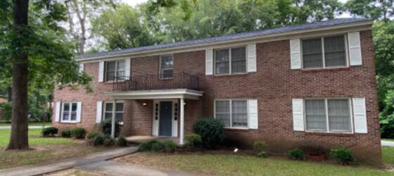 Presbyterian College Housing Renovated 3 bedroom in Newberry for Presbyterian College Students in Clinton, SC