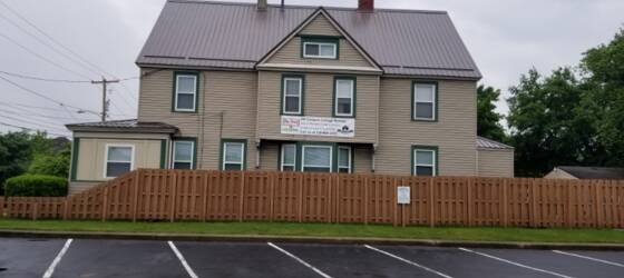 NEOUCOM Housing U of Akron 3 Bed-Apt For Rent-Off Campus Housing for Northeastern Ohio Universities College of Medicine and Pharmacy Students in Rootstown, OH