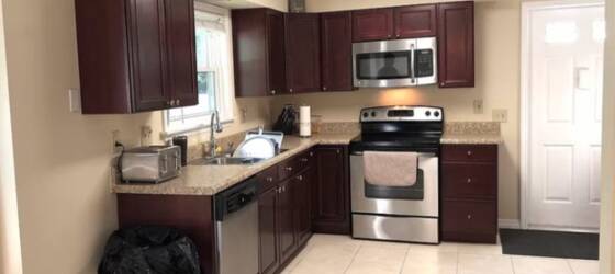 FSU Housing ROOM FOR RENT FOR STUDENT — PLEASE READ DESCRIPTION BEFORE INQUIRING!!! for Florida State University Students in Tallahassee, FL