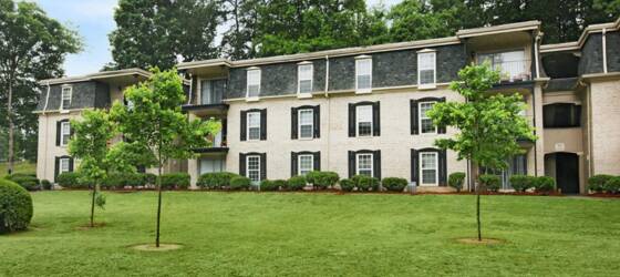 Cobb Beauty College Inc Housing The Reserve at Brookhaven for Cobb Beauty College Inc Students in Kennesaw, GA