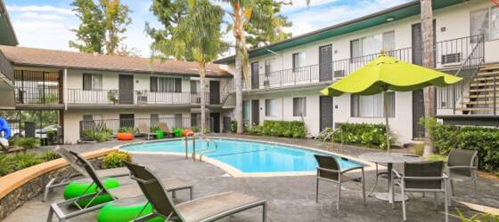 Casa Loma College-Van Nuys Housing Big Promotion Available - Fully-furnished student/intern housing for Casa Loma College-Van Nuys Students in Van Nuys, CA