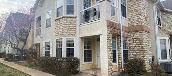 Rogers Housing 2 Bedroom Condo in Stone Manor! for Rogers Students in Rogers, AR
