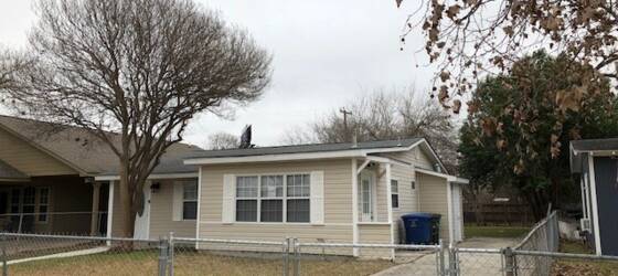 ACCD Housing Beautiful 3 Bedroom Home for Alamo Community Colleges Students in San Antonio, TX