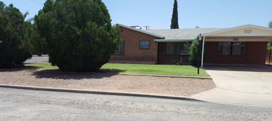 Pure Aesthetics Housing Spacious 3 Bedroom Home near Tucson Blvd & Elm St for Pure Aesthetics Students in Tucson, AZ