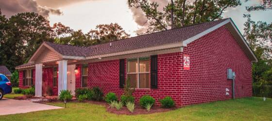 United States Sports Academy Housing Cozy 1 Bedroom Room for Rent in Mobile  - $789 | Room#3 for United States Sports Academy Students in Daphne, AL
