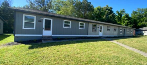 Piedmont Technical College  Housing Renovated 3 bedroom 1 bathroom for Piedmont Technical College  Students in Greenwood, SC