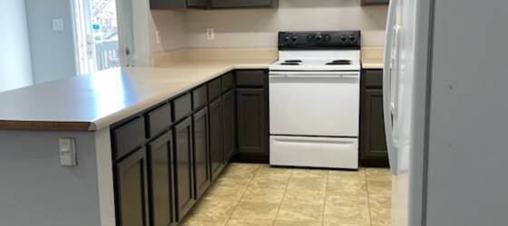 UTK Housing 2 Bedroom Appartment for University of Tennessee Students in Knoxville, TN