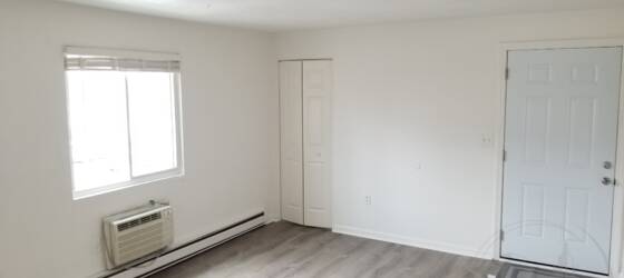 Providence Housing [300 Smithfield Rd]Condo 2ndFlr 1B/1B RENOVATED NEWFloor NOPet Laundry for Providence College Students in Providence, RI