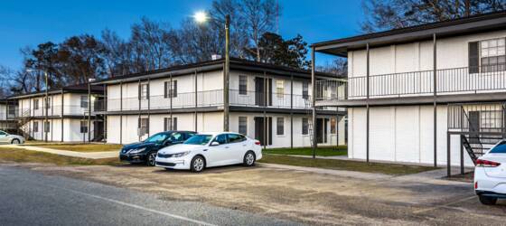 Carey Housing Ashwood Apartment Homes for William Carey University Students in Hattiesburg, MS
